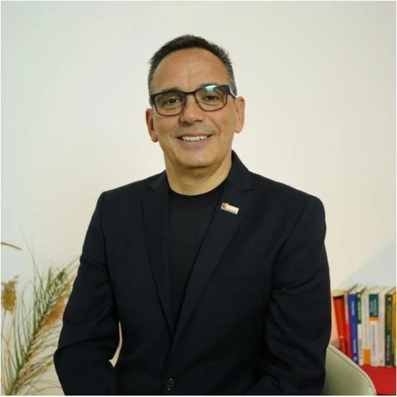 Ignacio Moyano Camihort, fundador y director de la Escuela de Ejecutivos, en un retrato institucional.